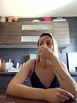 Aly-john1985 from StripChat is Freechat