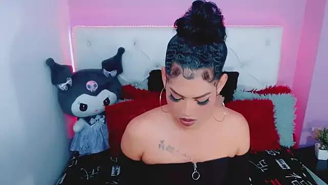 Girls and cam to cam: Watch as these sophisticated entertainers uncover their stunning costumes and curvaceous curves online!