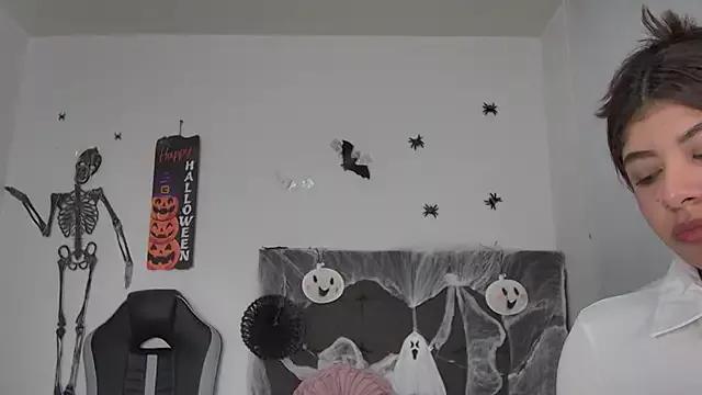 Girls and cam to cam: Watch as these sophisticated entertainers uncover their stunning costumes and curvaceous curves online!