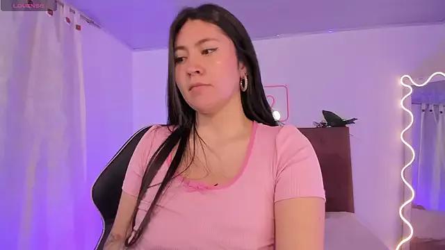 Girls and cam to cam: Watch as these sophisticated entertainers uncover their stunning costumes and curvaceous curves online!
