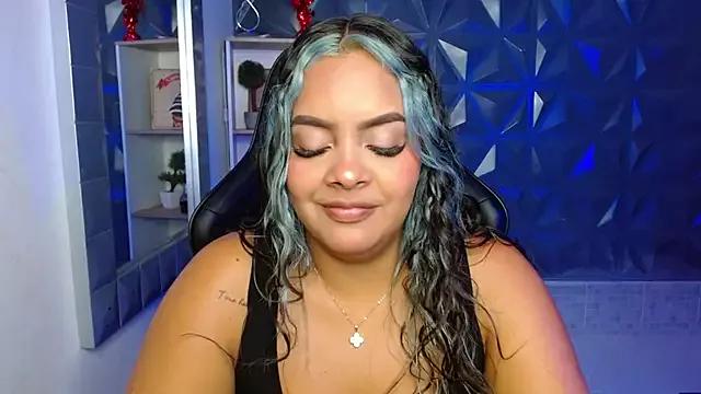 Girls and cam to cam: Watch as these sophisticated entertainers uncover their stunning costumes and curvaceous curves online!