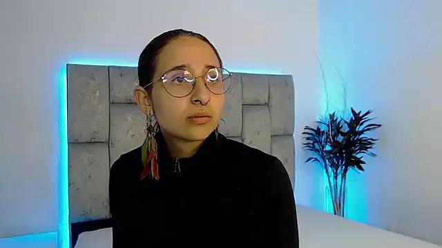 Amaranta_russo18 from StripChat is Freechat