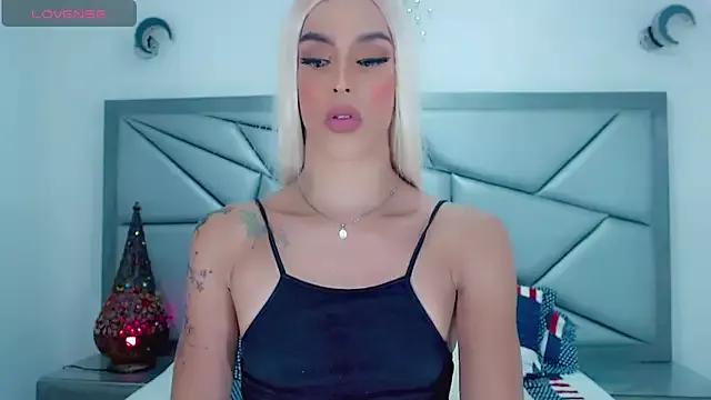 Amatistablue from StripChat is Freechat