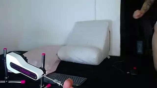 Girls and cam to cam: Watch as these sophisticated entertainers uncover their stunning costumes and curvaceous curves online!