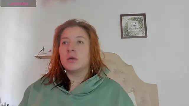 Amber_allen from StripChat is Freechat