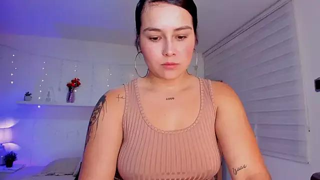 Girls and cam to cam: Watch as these sophisticated entertainers uncover their stunning costumes and curvaceous curves online!