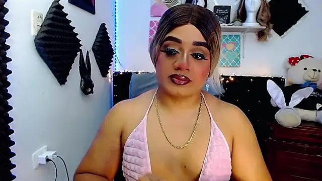Girls and cam to cam: Watch as these sophisticated entertainers uncover their stunning costumes and curvaceous curves online!