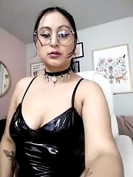 Girls and cam to cam: Watch as these sophisticated entertainers uncover their stunning costumes and curvaceous curves online!
