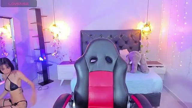Girls and cam to cam: Watch as these sophisticated entertainers uncover their stunning costumes and curvaceous curves online!