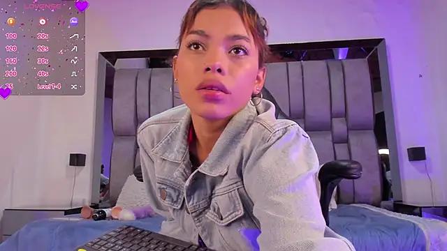Girls and cam to cam: Watch as these sophisticated entertainers uncover their stunning costumes and curvaceous curves online!