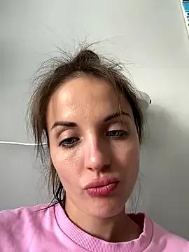 AmiLavs from StripChat is Freechat