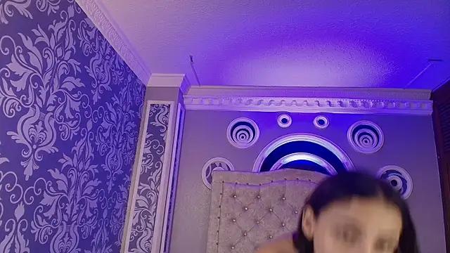 amira_pearl from StripChat is Freechat