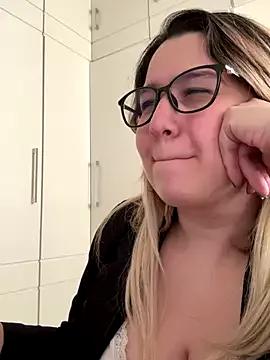 Girls and cam to cam: Watch as these sophisticated entertainers uncover their stunning costumes and curvaceous curves online!