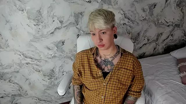 Photos of amy_ink from StripChat is Freechat