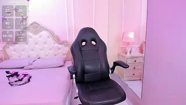 Girls and cam to cam: Watch as these sophisticated entertainers uncover their stunning costumes and curvaceous curves online!