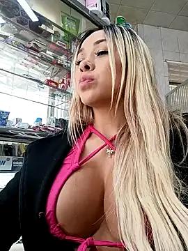 Girls and cam to cam: Watch as these sophisticated entertainers uncover their stunning costumes and curvaceous curves online!