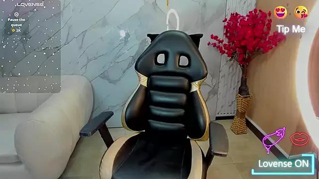 Girls and cam to cam: Watch as these sophisticated entertainers uncover their stunning costumes and curvaceous curves online!