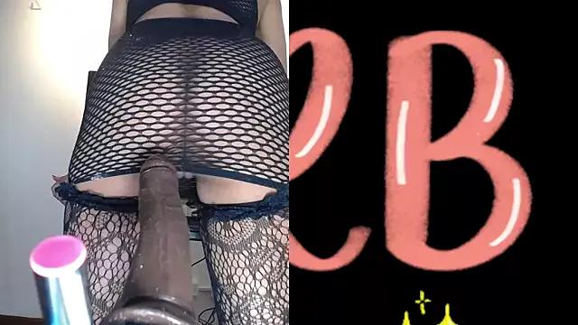 Girls and cam to cam: Watch as these sophisticated entertainers uncover their stunning costumes and curvaceous curves online!