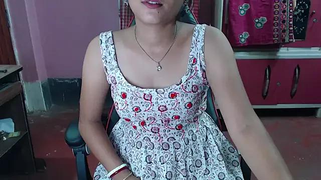 Angel_Alison_ from StripChat is Freechat