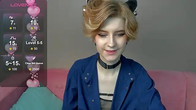 Girls and cam to cam: Watch as these sophisticated entertainers uncover their stunning costumes and curvaceous curves online!