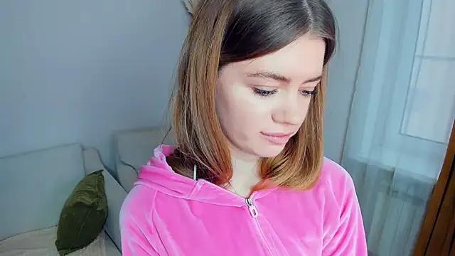 AngelesBenitz from StripChat is Freechat