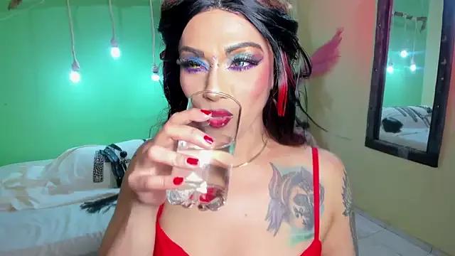 Girls and cam to cam: Watch as these sophisticated entertainers uncover their stunning costumes and curvaceous curves online!
