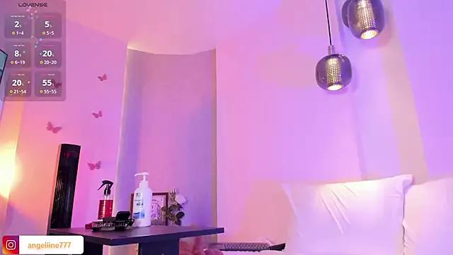 Girls and cam to cam: Watch as these sophisticated entertainers uncover their stunning costumes and curvaceous curves online!