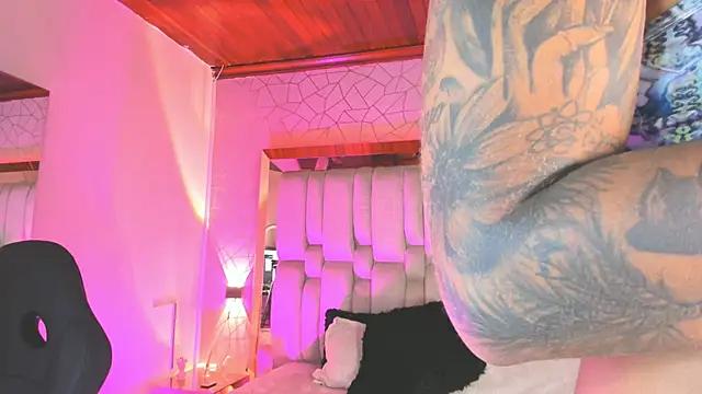Girls and cam to cam: Watch as these sophisticated entertainers uncover their stunning costumes and curvaceous curves online!