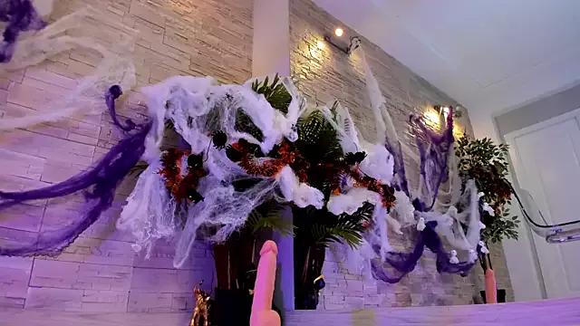 Girls and cam to cam: Watch as these sophisticated entertainers uncover their stunning costumes and curvaceous curves online!