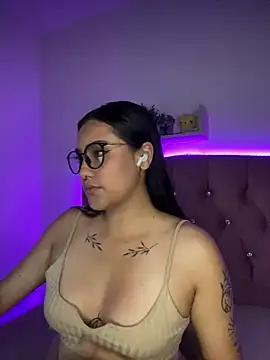Girls and cam to cam: Watch as these sophisticated entertainers uncover their stunning costumes and curvaceous curves online!