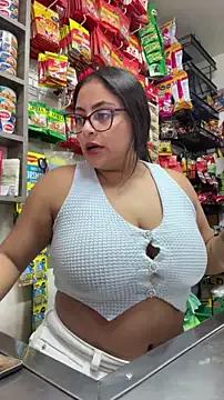 Photos of Angie_e from StripChat is Freechat