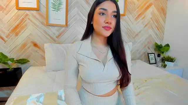 Girls and cam to cam: Watch as these sophisticated entertainers uncover their stunning costumes and curvaceous curves online!