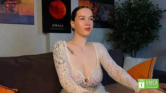 Girls and cam to cam: Watch as these sophisticated entertainers uncover their stunning costumes and curvaceous curves online!