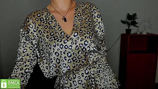 annakillianox from StripChat is Freechat