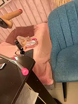 Girls and cam to cam: Watch as these sophisticated entertainers uncover their stunning costumes and curvaceous curves online!