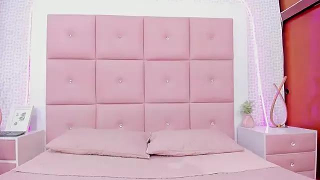 Girls and cam to cam: Watch as these sophisticated entertainers uncover their stunning costumes and curvaceous curves online!