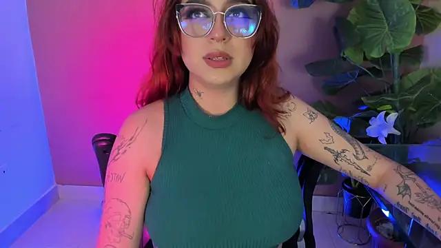 Girls and cam to cam: Watch as these sophisticated entertainers uncover their stunning costumes and curvaceous curves online!