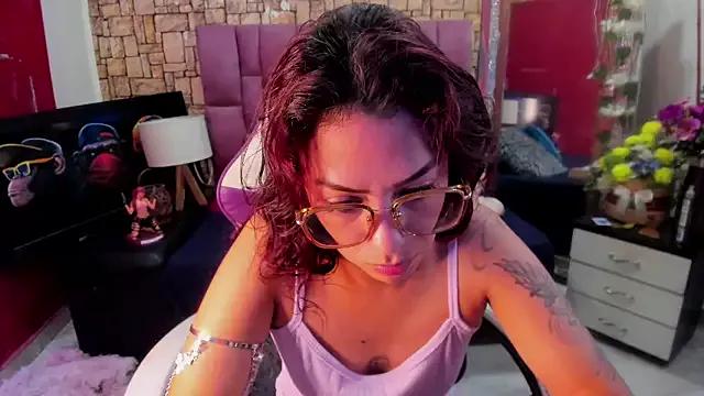 AnnyCutess from StripChat
