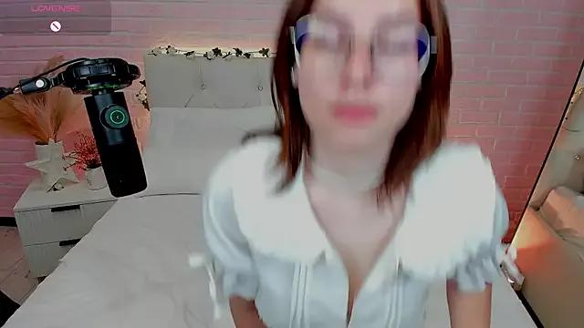Girls and cam to cam: Watch as these sophisticated entertainers uncover their stunning costumes and curvaceous curves online!