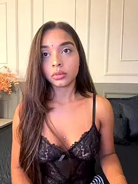 AnnyVega_ from StripChat is Freechat