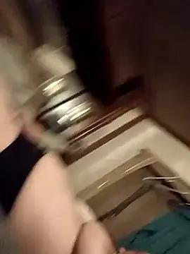 Anxious-Pussy from StripChat is Freechat