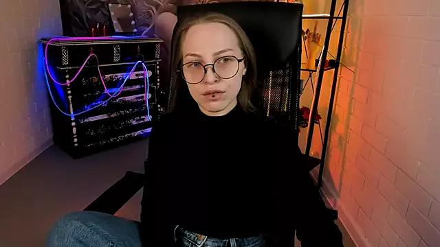 AphexQueen from StripChat is Freechat
