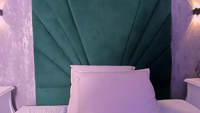 Girls and cam to cam: Watch as these sophisticated entertainers uncover their stunning costumes and curvaceous curves online!