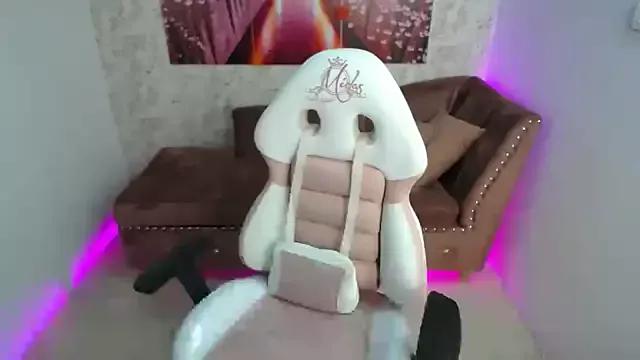 Girls and cam to cam: Watch as these sophisticated entertainers uncover their stunning costumes and curvaceous curves online!