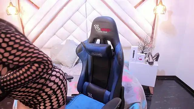 Girls and cam to cam: Watch as these sophisticated entertainers uncover their stunning costumes and curvaceous curves online!