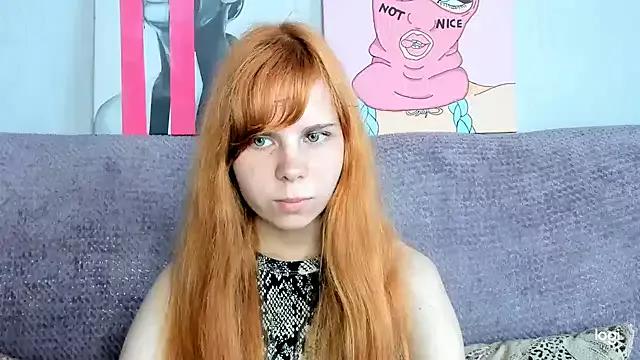 Photos of ArielGirl from StripChat is Freechat