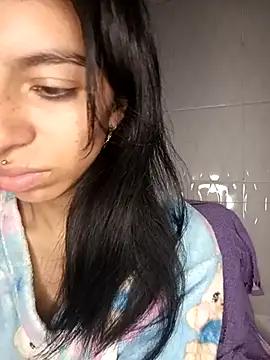 Ariell_Kieran from StripChat is Freechat