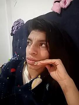 Ariell_Kieran from StripChat is Freechat