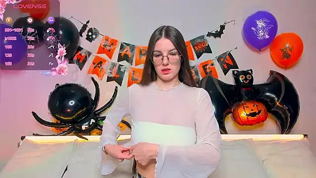 Girls and cam to cam: Watch as these sophisticated entertainers uncover their stunning costumes and curvaceous curves online!