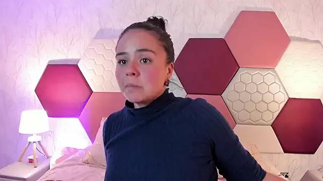 ArielleWilde from StripChat is Freechat